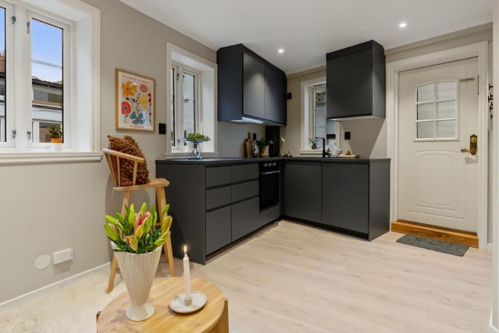 Stay L The Town House Bergen Bagian luar foto