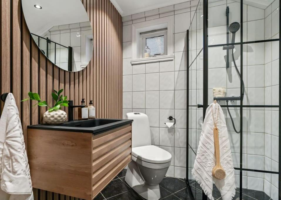 Stay L The Town House Bergen Bagian luar foto